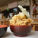 ドライブイン雪国 - ぶた天丼