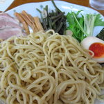 Menyamaru - 和風あっさりつけ麺の麺