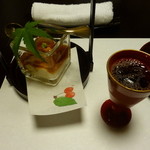 湯葉、雲丹の鼈甲あんかけと食前酒