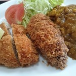 ピエール - 鶏カツにメンチカツ　すんごいボリュームです(^.^)　