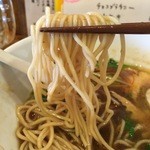 鶏白湯らあめん ハイカラ - 中細麺