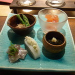 もり山 - 2015.6)６５００円コースの前菜はトマトゼリー寄せや自家製わさび漬けの板わさなど