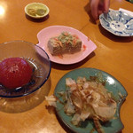 かく田 - おでん 豆腐、大根、冷製トマト