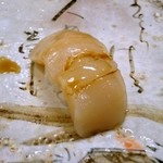 梅乃寿司 - ホタテ