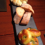 ラ ソスタ - パン3種