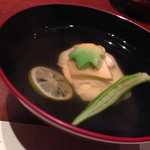 椀物(鱧のしんじょう)