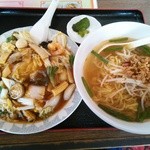 四季紅 - 塩台湾ラーメン＋中華飯セット　680円