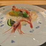 saveur - 花ズッキーニにホタテのムース　甘エビ　トキシラズの子