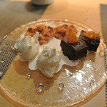 saveur - プティ・フール