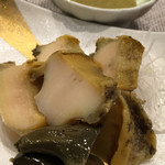 五金 - 蒸しあわびを肝醤油で