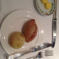 ル・ジャンティオム - パン　田舎風パンとオリーブのパン