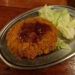 アケボノヤ - 牛肉コロッケ：145円