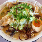 普通男(太麺)
          750円
