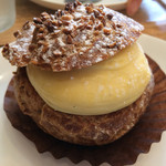Patisserie Ravi,e relier - シューアラクレーム