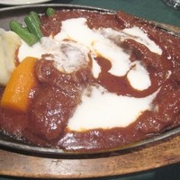 ロシヤ料理 ラルース - ビーフ・ストロガノフ