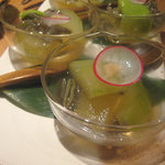 蕎麦 案山子 - 生蓴菜と加賀太胡瓜酢