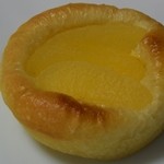 カンテボーレ - りんごのクリームパン