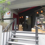 ちょっとわかりにくい場所にあります