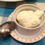 トラットリア マッコ - 2015/6/☆  フワフワのパンに付けて。。。