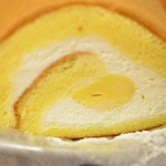 中央部はカスタードクリーム