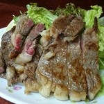 Hatsuchiyan - 1,500円の特大ステーキ