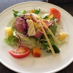 セント シュバイン - 2015年6月：Grillセット(\1900)…具だくさんのサラダ♪