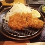 とんかつ 大吉 - ロースカツ定食(\950)