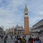 Caffè Eden - この左の回廊にお店は　正面は、サンマルコ寺院