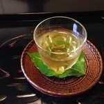 比良山荘 - ドクダミ茶