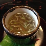 比良山荘 - 蓴菜がプルプル