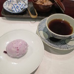 割烹 新多久 - ブルーベリーと杏仁のアイス　コーヒー