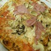 Pizzeria Tirabaralla - 料理写真:きのこと生ハム