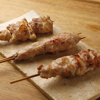 【国産鶏】故郷新潟の旨い鶏肉と塩を使って焼く