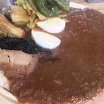 カレーやさん リトルショップ - 野菜カレー（D）の大盛り。見た目にはCと大差ない。。。