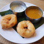 ヴェヌス サウス インディアン ダイニング - メドゥ・ワダ(500円)