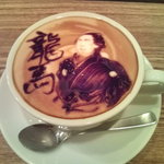 カフェ・ド・アメリ - デザインラテ龍馬！（単品だと８６０円）