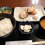 Hachiya - 真鯛塩焼き定食