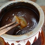 茂木ドライブイン - 2015年4月　どっぽんとたっぷり味噌をつけます。結構固い目です。