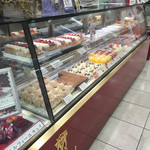 マキシム・ド・パリ ケーキショップ  - 