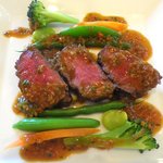 (10/5昼)「Menu d'Orme（3465円）」のメイン（3択）の牛肉