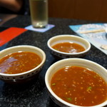 MK Restaurant - タレの辛さはほどほど。でも、人によるかな？