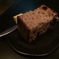 ラ・ボンヌターブル - 
