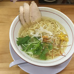 麺屋 一輝 - 鶏塩ラーメン