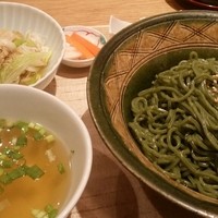広尾はしづめ - 蒸し鶏のネギ油かけ つけ麺(モロヘイヤ)