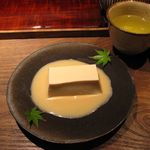 茶菓円山 - 真葛羹のアップ(2015.05)