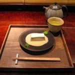 茶菓円山 - 真葛羹と深蒸煎茶（祥玉園、茶菓円山別製合組）(2015.05)