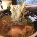 麺場 浜虎 - 麺は太麺