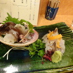 まる作 - 活けとり貝を造りと炙り半々で♪