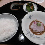 まき村 - いつもの鯛茶セット