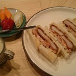 なおらい - ヒレカツサンドランチのヘレカツサンド お得